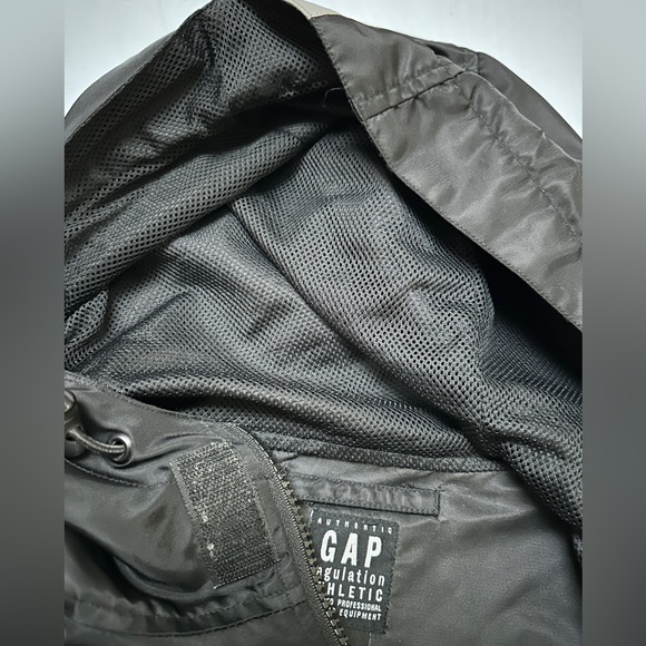 Gap Athletic Gear Windbreaker, Size XL - Picture 2 of 9